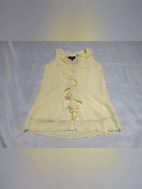 ♥️3/$15 Iz Byer Light Yellow Ruffled Sleeveless Camisole